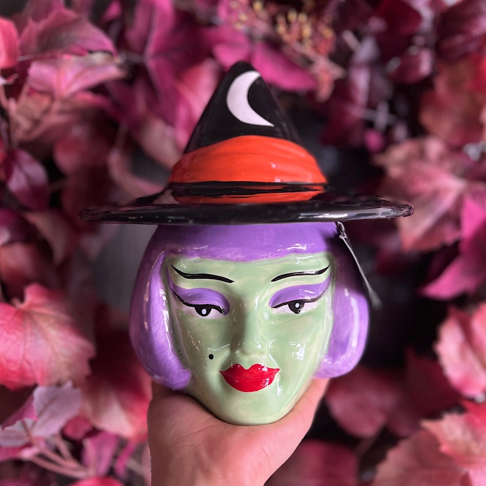 ✨NEW🧹Broomstick Blvd Halloween Ceramic Witch  Candle🕯️